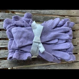 Matching glove and scarf set